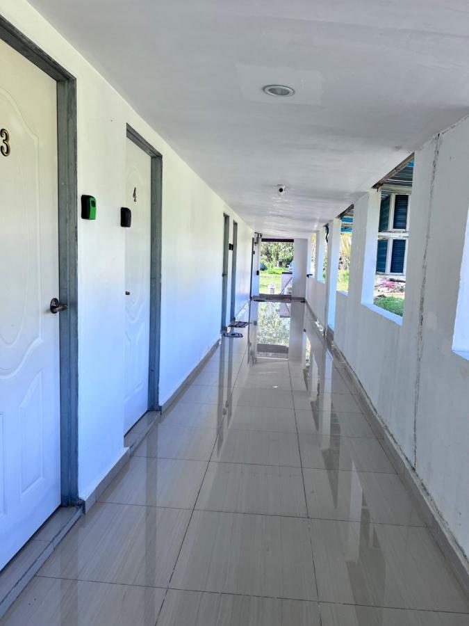 Sungai Endau Bilik Homestay 쿠알라 롬핀 외부 사진